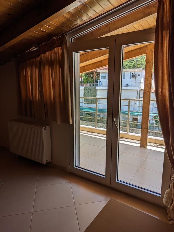 Samaras-Apartments20-rfh9k44yr5l29m8gi0re9p5r2itv800p1tck17h000